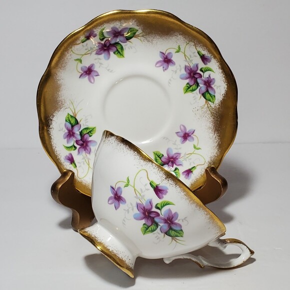 Royal Standard Teacup and Saucer Purple Violets Vintage - Picture 7 of 11